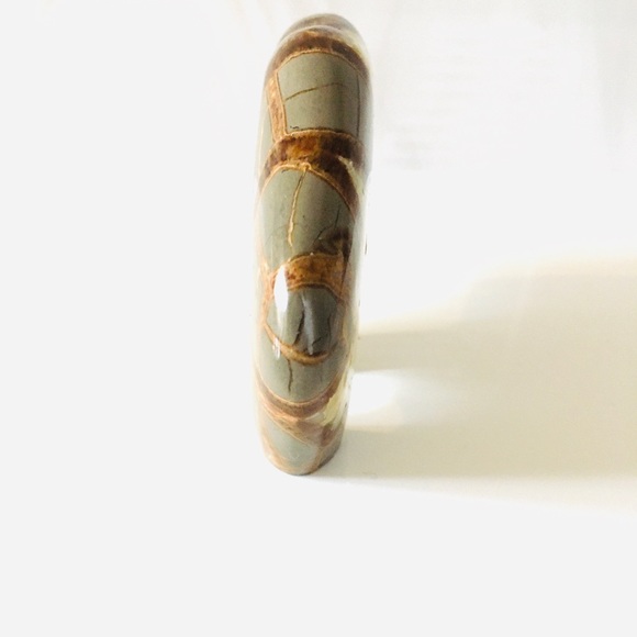 Calcite Crystal Filled Polished Septarian Buffalo Stone Sculpture Utah Crafted - Picture 4 of 6